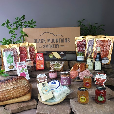 Tapas Luxury Feast Hamper